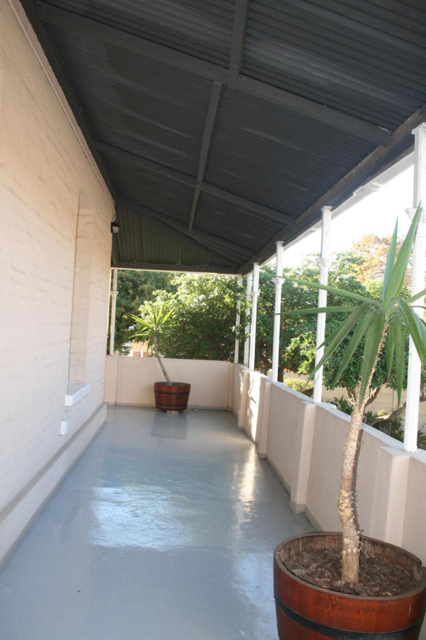 Glen Lilly Self Catering Apartment Parow Exterior photo